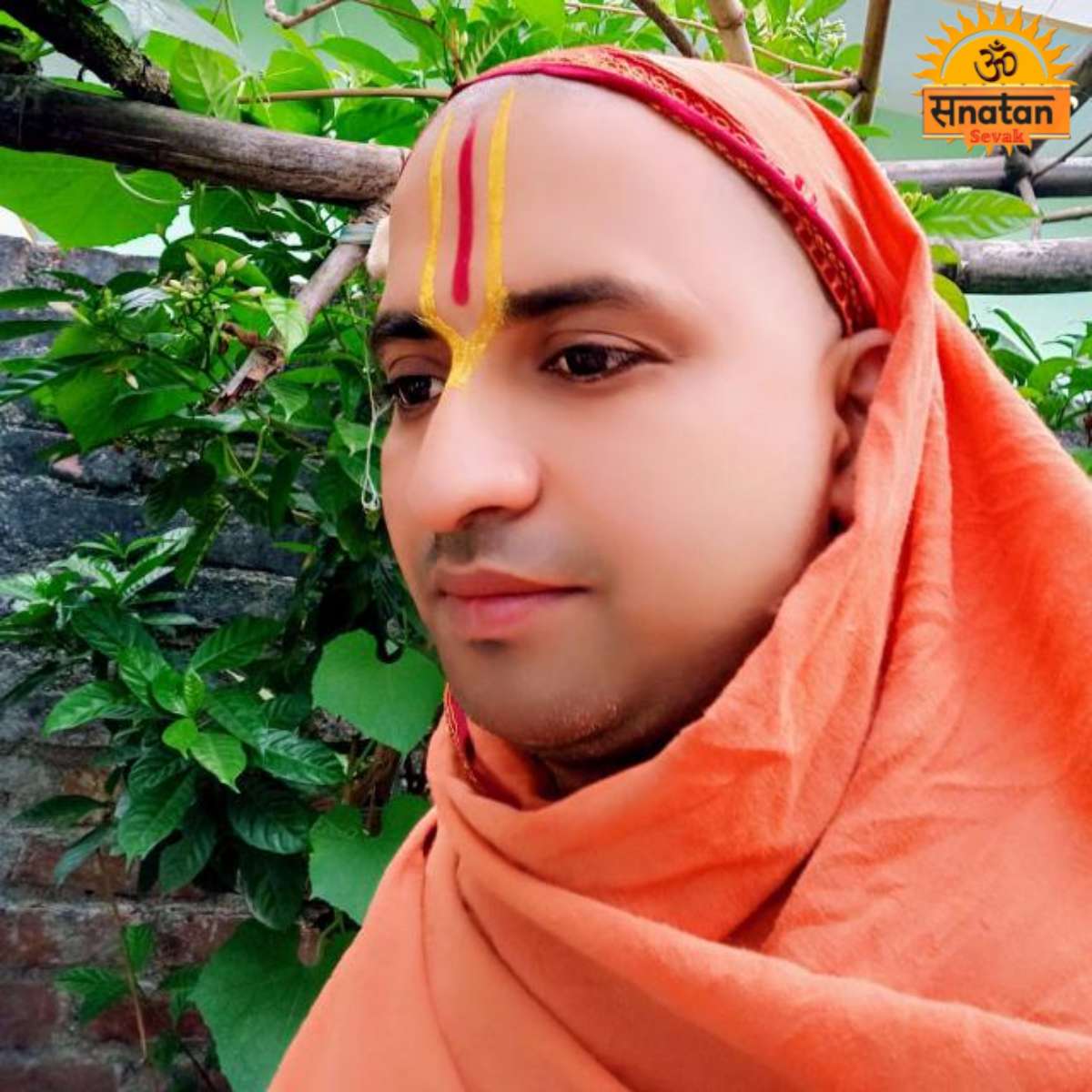 Acharya Mandan Mishra Astrologer Sanatan Sevak